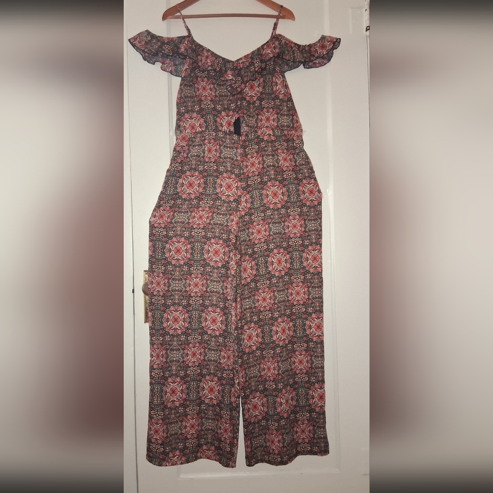 🌺 Xhilaration Cold Shoulder Jumpsuit – Boho Babe Energy 🌺 - Picture 8 of 9